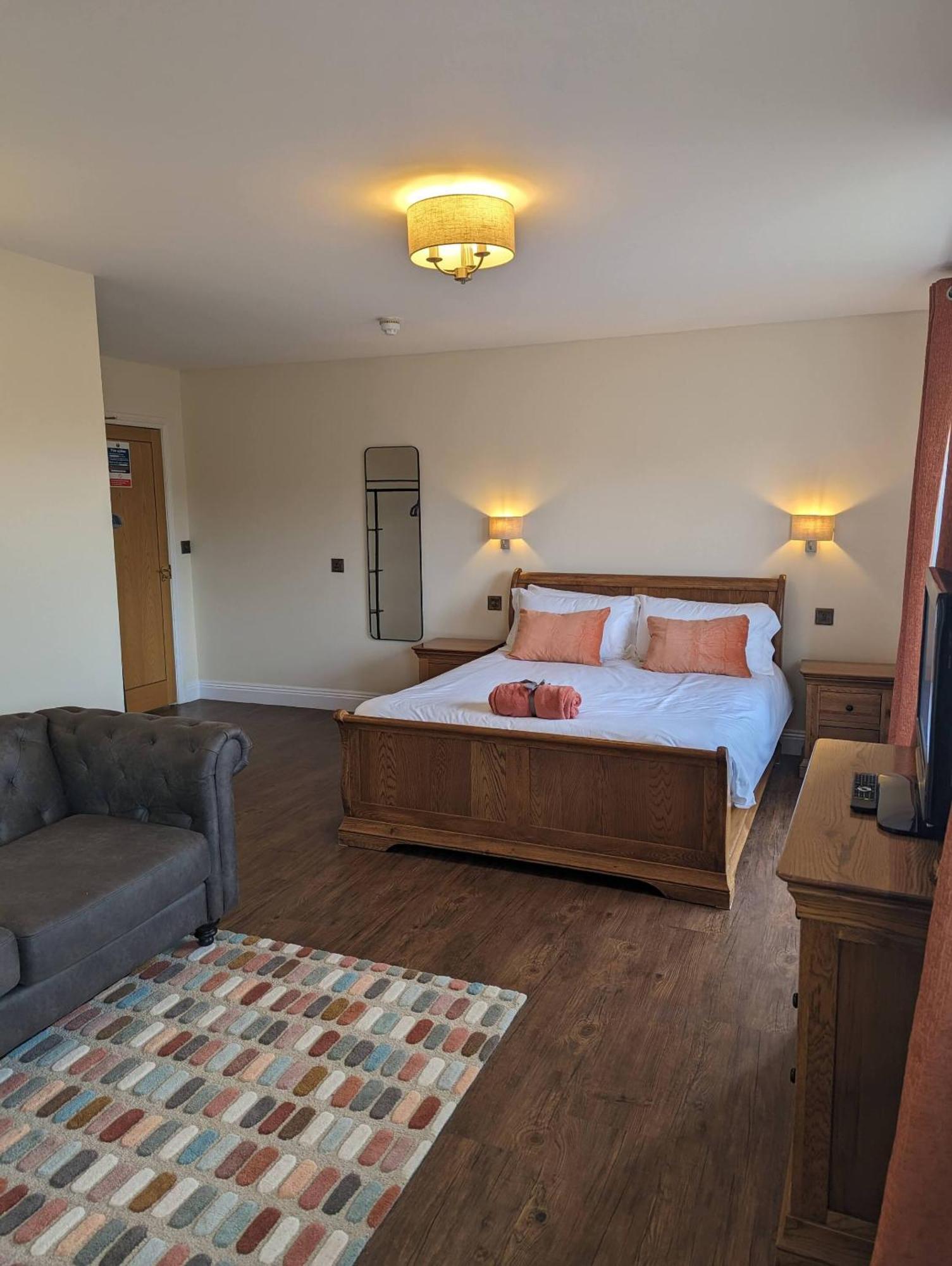 The Three Horseshoes Inn Bridport Exteriér fotografie