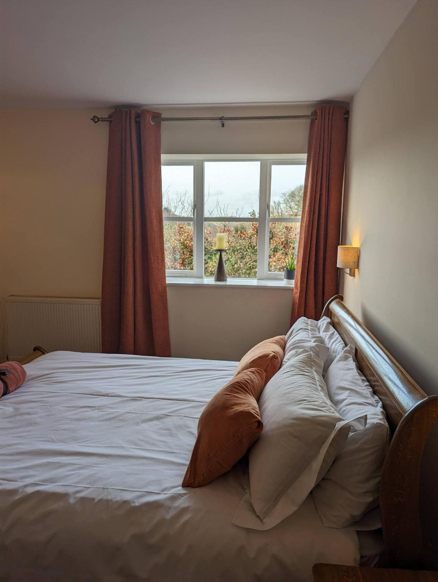 The Three Horseshoes Inn Bridport Exteriér fotografie