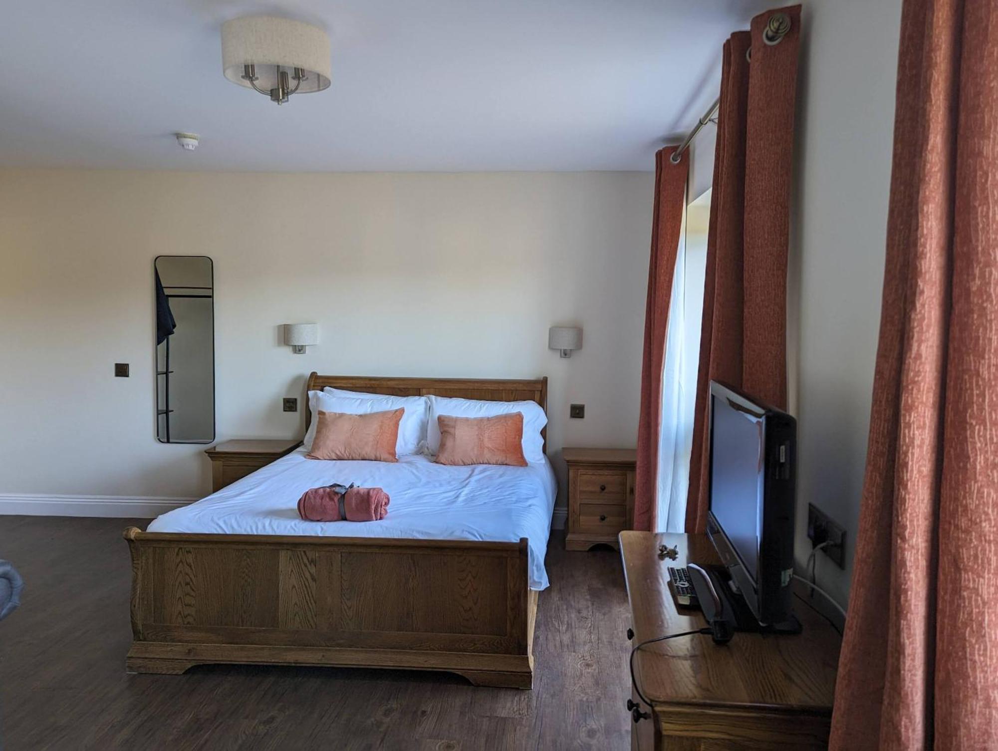 The Three Horseshoes Inn Bridport Exteriér fotografie